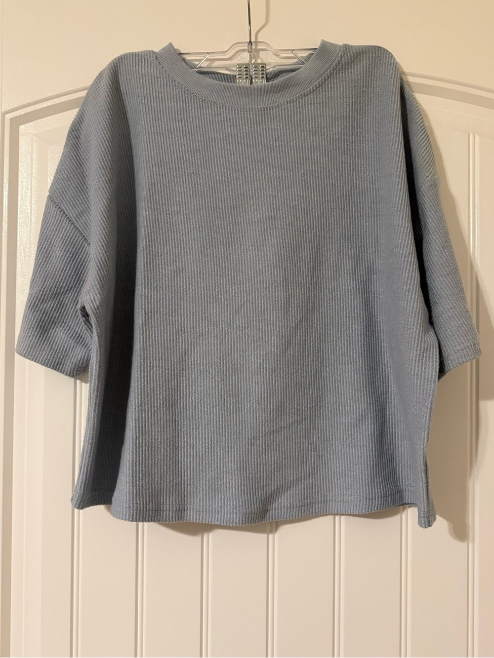 Blue Ribbed Crop